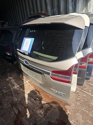 Крышка багажника Subaru, 2020 г., Б/у, Оригинал at lalafo.kg Крышка багажника Subaru, 2020 г., Б/у, Оригинал