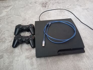 купить playstation 4 в баку: Plesteşın3 satlır oyun 27 var 2 pult var