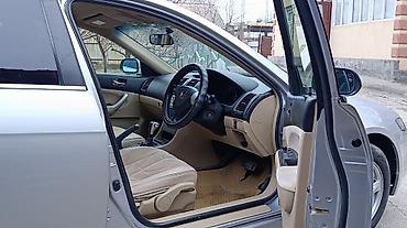 su 7: Honda Accord: 2002 г., 2.4 л, Автомат, Бензин, Седан — 5