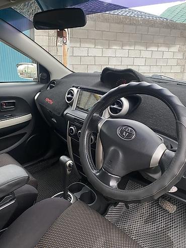 Другие автомобили: Компактный пятидверный хэтчбек в белом цвете. Основные особенности — 10