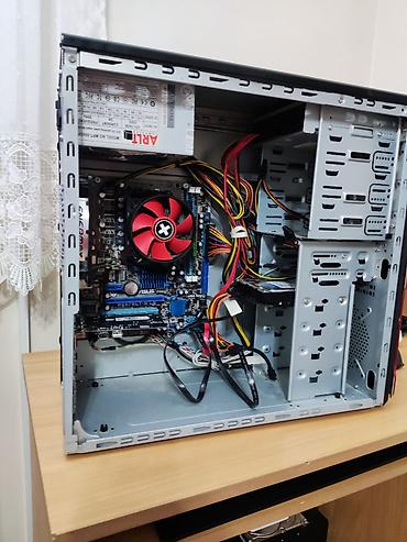 Desktop računari i radne stanice: Desktop računar – AMD platforma, spreman za rad Specifikacije: - — 10