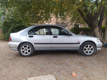 ищу машину в расрочку: Honda Civic: 1996 г., 1.5 л, Механика, Бензин, Хетчбек