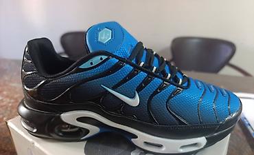 Patike: Tn patike 
3100 din
mn — 7