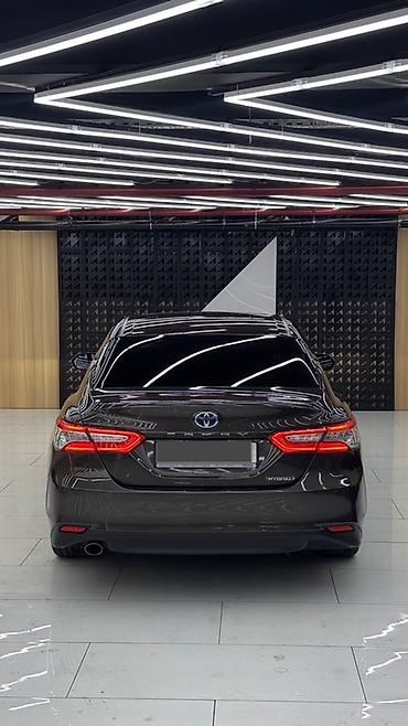 ct 200h: Toyota Camry: 2020 г., 2.5 л, Вариатор, Гибрид, Седан — 4