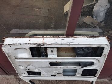 Auto delovi: Dodatni opis Vrata leva Lada 21213,21214 Niva u beloj boji. Polovna — 12