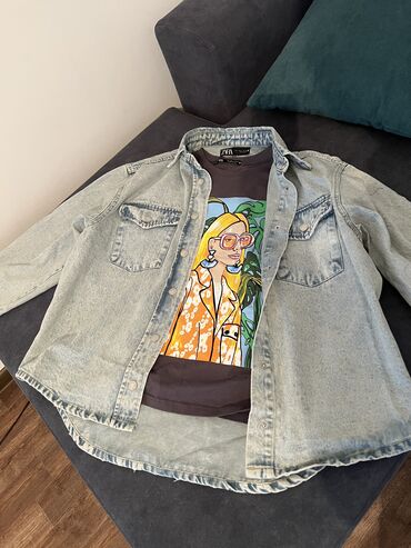 zara джинсы: Джинсовая куртка, Свободная модель, Лето, M (EU 38), L (EU 40)