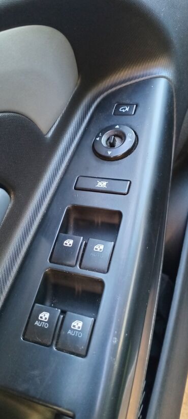 Kia: Kia Ceed: 1.6 l | 2010 il Hetçbek — 11