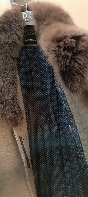 Paltolar: Payto kaşmir natural mexli. Boz rengli. Qalın astarlı 350 manata — 4