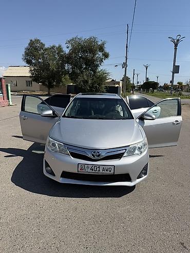 215 70 17: Toyota Camry: 2013 г., 2.5 л, Автомат, Гибрид, Седан — 1