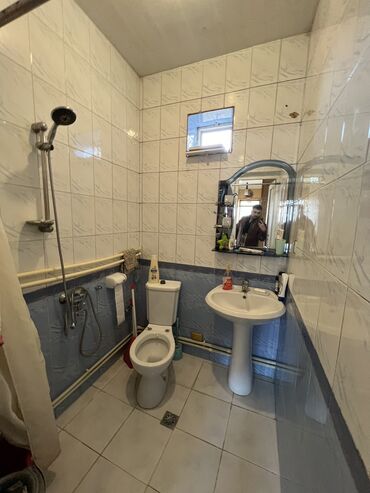 Həyət evləri və villaların satışı: 7 otaqlı, 220 kv. m, Orta təmir — 3