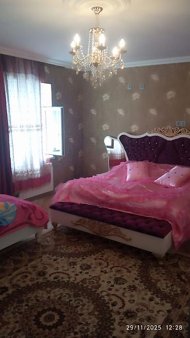 Qonaq otağı dəstləri: Masa və oturacaqlar — 26