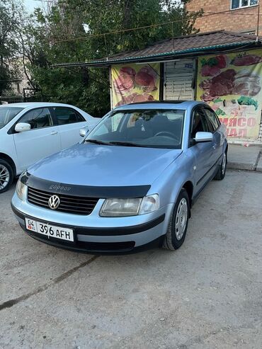 Volkswagen: Volkswagen Passat: 1998 г., 1.8 л, Механика, Бензин, Седан