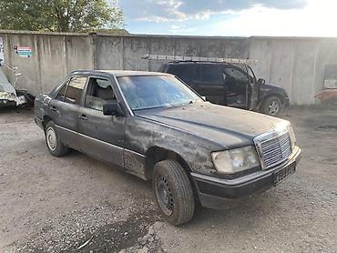 w124 e: Mercedes-Benz E-Class: 1991 г., Седан — 1