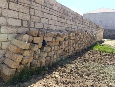 das blok: Saray qəsəbəsində dir