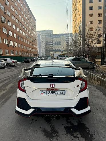 Honda: Honda Civic: 2019 г., 2 л, Механика, Бензин, Хэтчбэк — 2