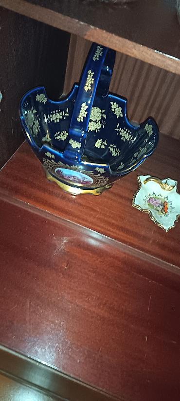 ağ baliq: Məhsul: Dekorativ kolleksiya əşyaları dəsti Tərkib: - Porcelan — 4