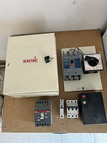 legrand: Elektrik avadanlıqları dəsti Tərkib və modellər: - Metal paylayıcı — 1