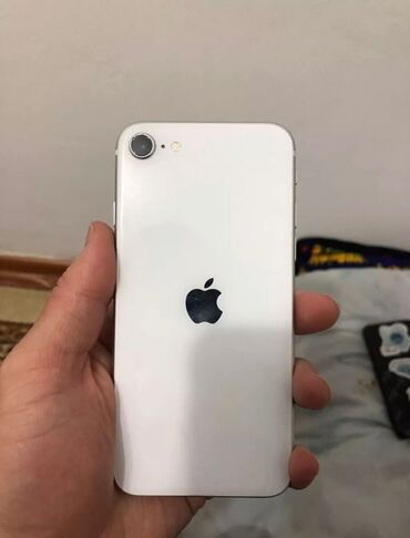 se 3: IPhone SE, Б/у, 64 ГБ, White Titanium, 78 %