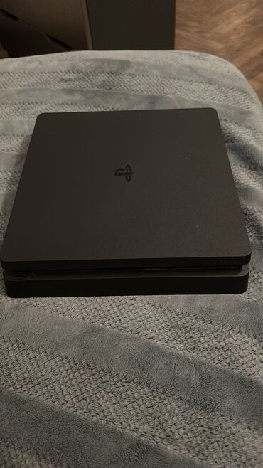 playstation 4 slim: Playstation xbox telefon aliram