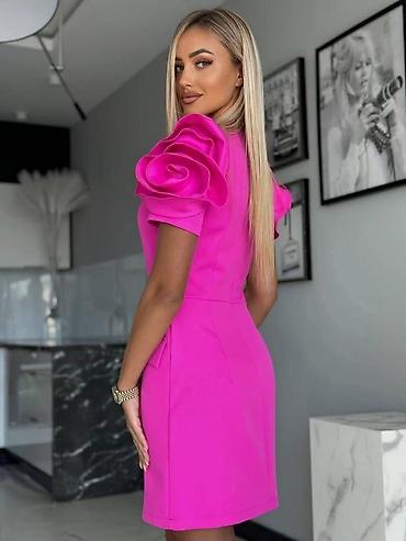 Haljine: 2300💋
Li — 11