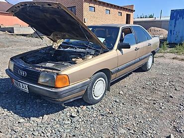 g 30: Audi 100: 1990 г., Седан — 6