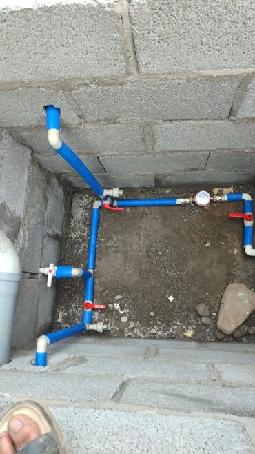 Монтаж и замена сантехники: Монтаж и замена сантехники Больше 6 лет опыта — 27