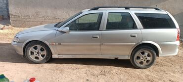 Opel: Opel Vectra: 1999 г., 1.6 л, Механика, Бензин, Универсал — 10