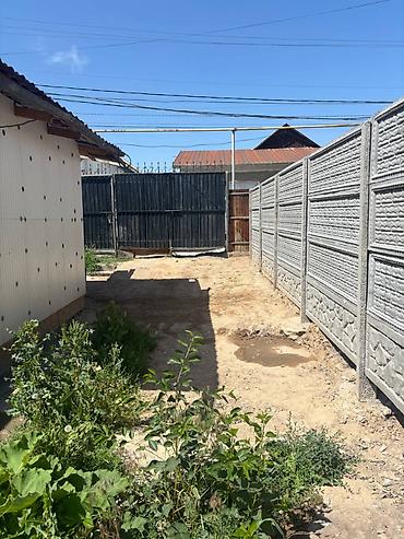 артез: 4 комнаты, 61 м², 2 соток, Бишкек, Киркомстром Собственник — 3
