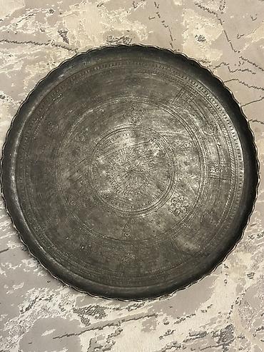 divar üçün dekorlar: Misgərlik işi ilə hazırlanmış döymə metal sini/tray - Material: əl — 1