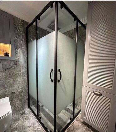 Duş kabinaları, arakəsmələr: Yeni Üstü açıq kabina, Künc üçün, Pulsuz çatdırılma — 15