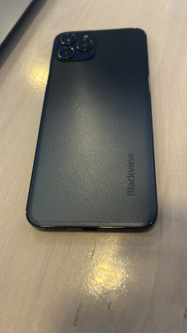 Digər mobil telefonlar: Blackview - A95 
8 ram 128 Gb 
Telefon + USB