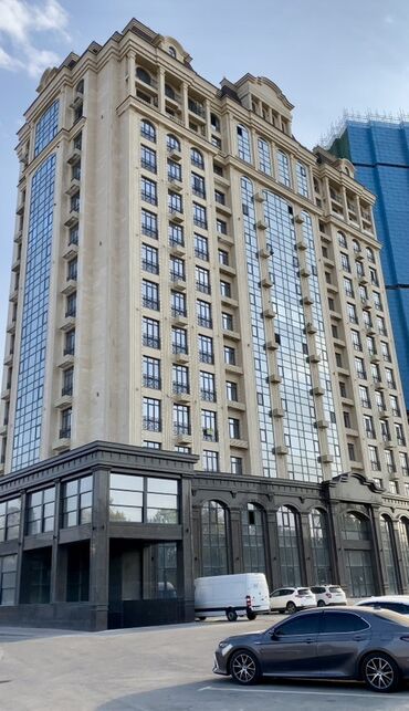 продаю дом с квартирным бизнесом: 4 бөлмө, 171 кв. м, Элитка, 7 кабат, ПСО (өзү оңдоп түзөтүп бүтүү үчүн)