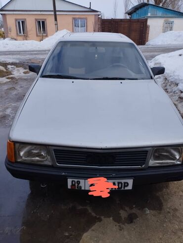 Audi: Audi 100: 1989 г., 1.8 л, Механика, Бензин, Седан