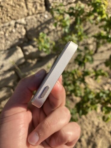2 ci əl iphone 12: IPhone 5s, 16 GB, Gümüşü