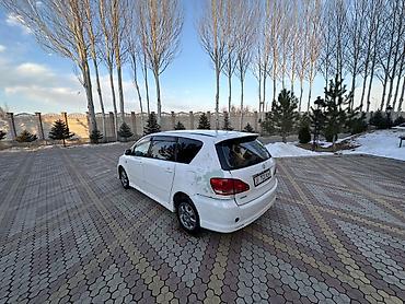 Toyota: Toyota Ipsum: 2001 г., 2.4 л, Автомат, Универсал — 3