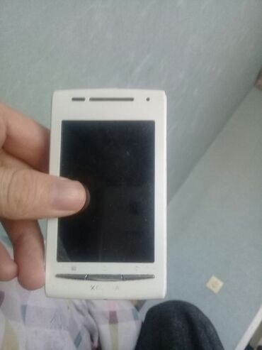 телефон меняю: Sony Xperia 10 цвет - Белый | 2G