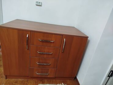 безрукавка жилет: Сатылат. Абалы жакшы