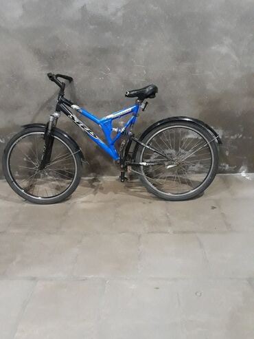 focus velosipedi: Б/у Горный велосипед Adidas, 26", скоростей: 20