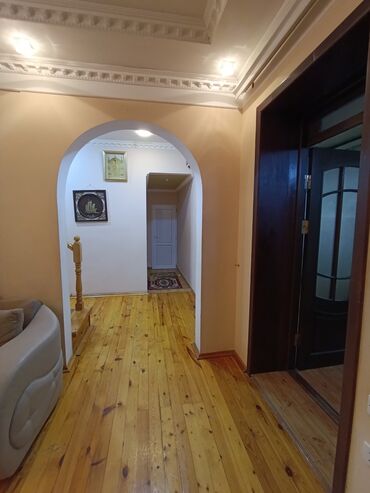 Köhnə tikili: Binə savxoza,160nomreli avtobusun axırıncı dayanacagindaməktəbə -da lalafo.az — 2 Köhnə tikili: Binə savxoza,160nomreli avtobusun axırıncı dayanacagindaməktəbə — 2