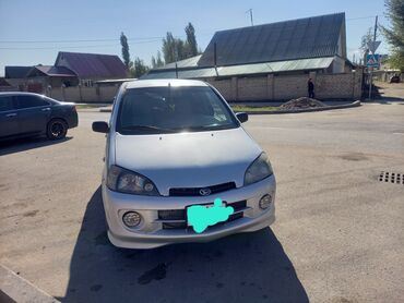 Daihatsu: Daihatsu YRV: 2004 г., 1.3 л, Механика, Бензин, Купе