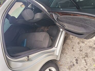 Mercedes-Benz: Mercedes-Benz E-Class: 2.7 l | 1999 il Sedan — 7