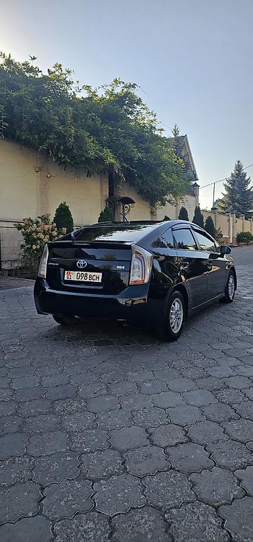 Toyota: Toyota Prius: 2012 г., 1.8 л, Автомат, Гибрид, Хэтчбэк — 3