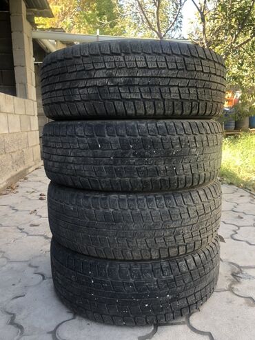 Шины: Шины 215 / 60 / R 16, Зима, Б/у, Комплект, Легковые, Япония, GoodYear