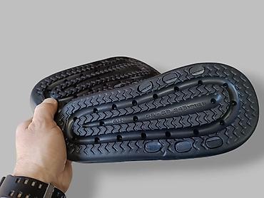 Sandale i papuče: Adidas papuče / 2026
(36-46)

Cena: 2400 din 🎀
US🤍 — 8