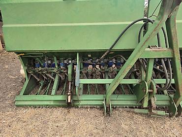 traktor t 28: Kənd təsərrüfatı üçün taxıl səpən agregat - Traktorla qoşulan — 3
