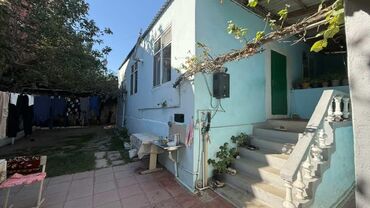 Həyət evləri və villaların satışı: 3 otaqlı, 70 kv. m, Kredit yoxdur, Orta təmir — 1
