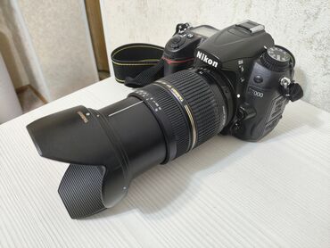 zerkalnyj fotoapparat nikon d3200 kit: Профессиональная зеркальная камера Nikon D7000 объектив Tamron AF XR