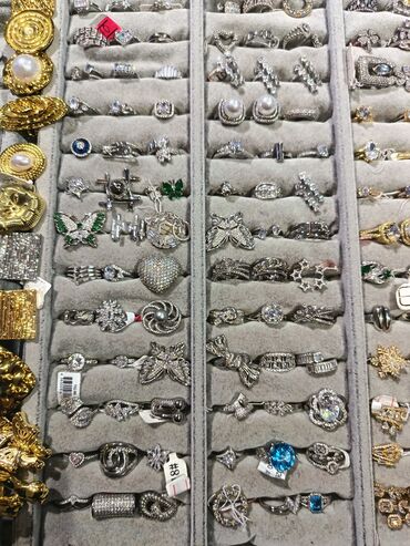 Bijuteriya dəstləri: Zərgərlik dəstləri – zövqlü aksesuar seçimi 1) Yaşıl daşlı çiçək — 21