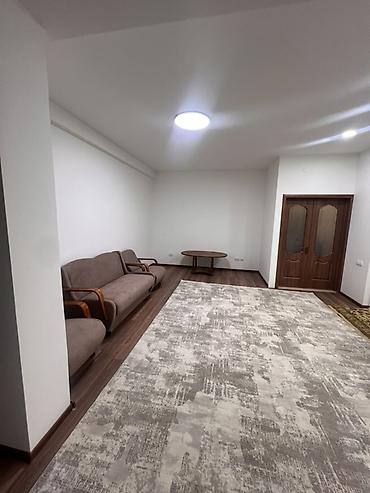 советская ахунбаева: 50 м², С мебелью полностью — 4