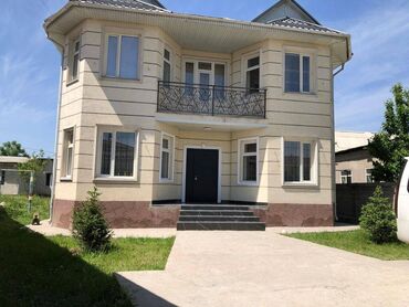 дом в центре бишкека: 280 кв. м, 8 бөлмө